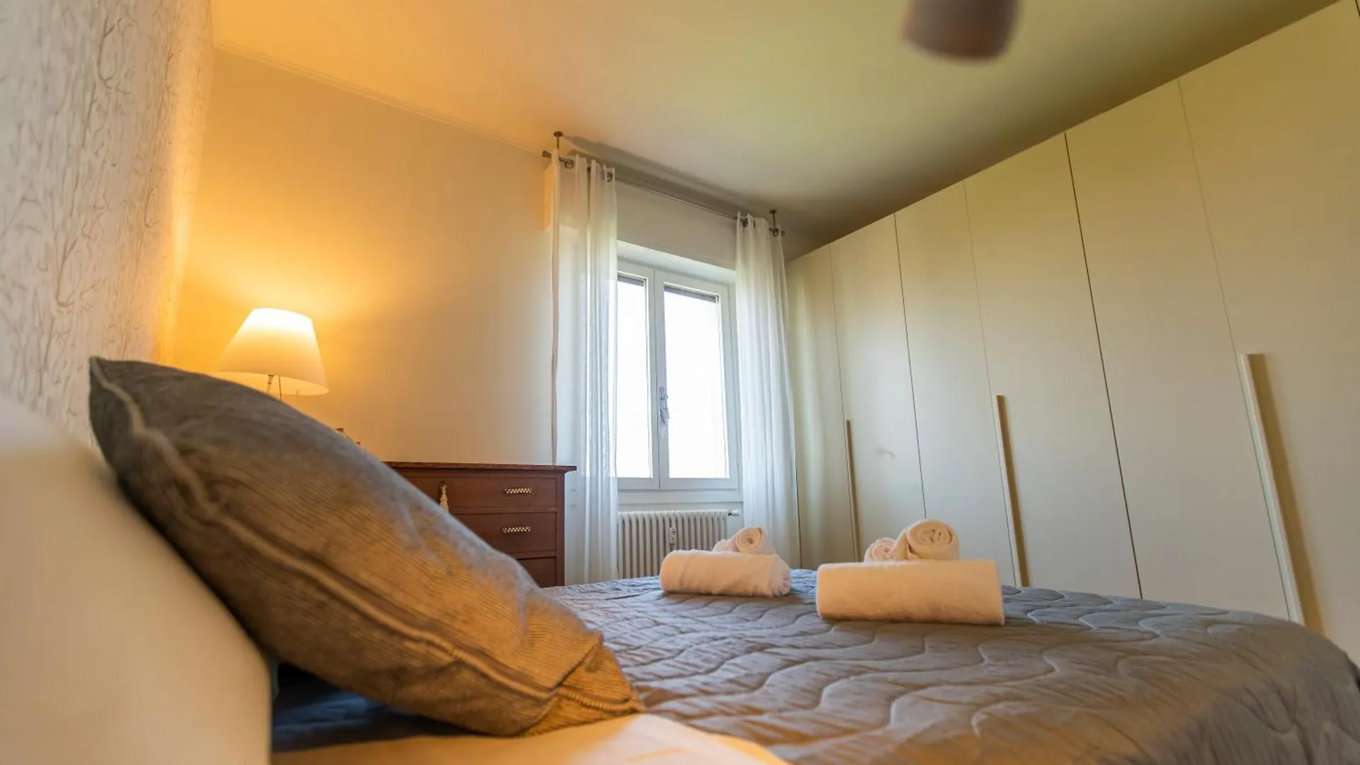 Skyattic - 801 - Citylife - 1 Min Domodossola M5 Milano 0*,